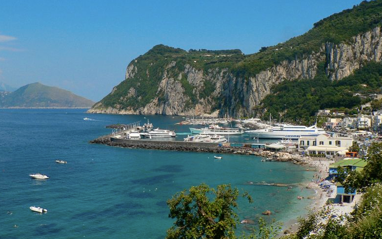 World's most exclusive Marina - Marina Grande Capri - capri.com