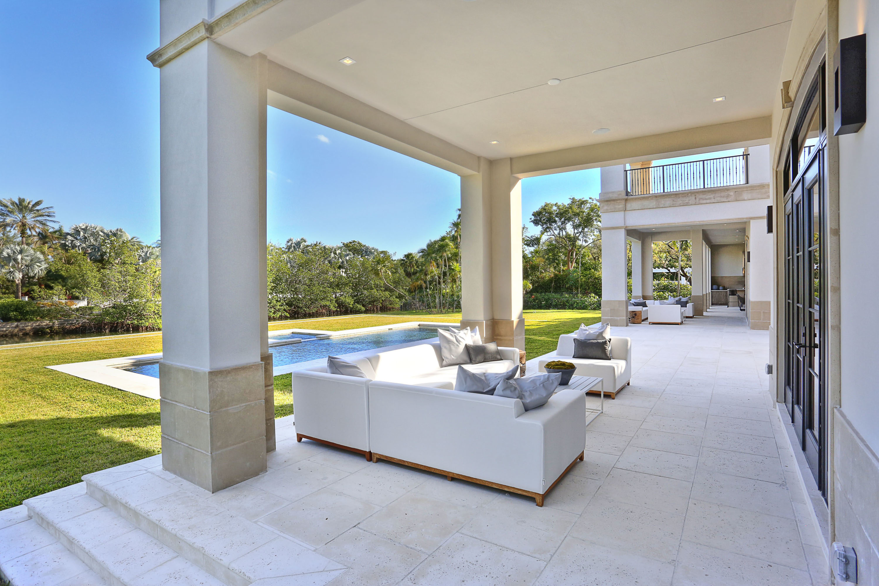 Hottest Home Resort-Style Features This Summer