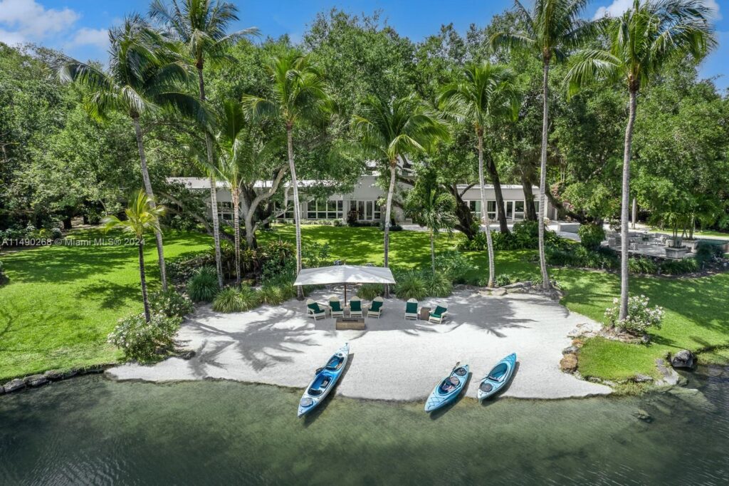 Private beach in Snapper Creek Lakes home